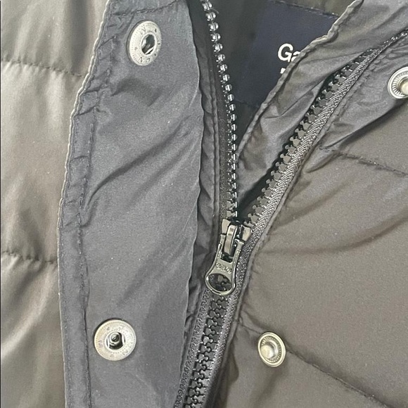 Gap Black Puffer Winter Coat with Hood Small - Picture 6 of 8